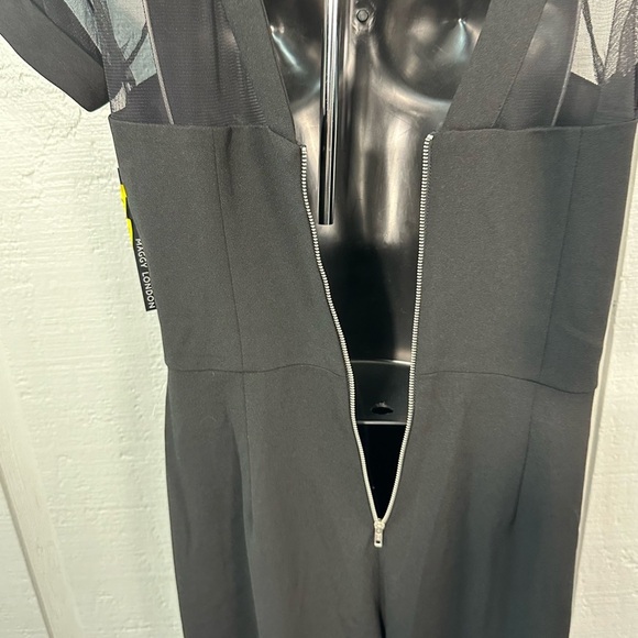Maggy London Black Short Sleeve Pantsuit Size 10 NWT - Picture 9 of 10